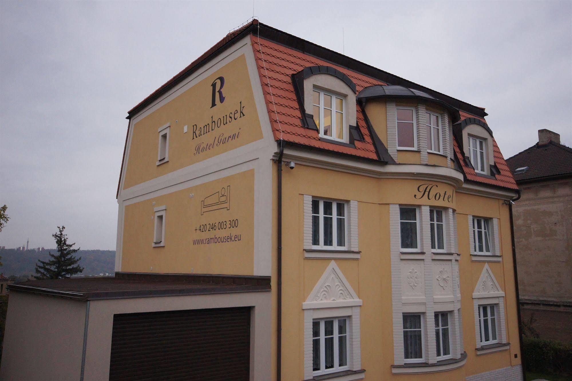 Hotel Garni Rambousek Prague Exterior photo